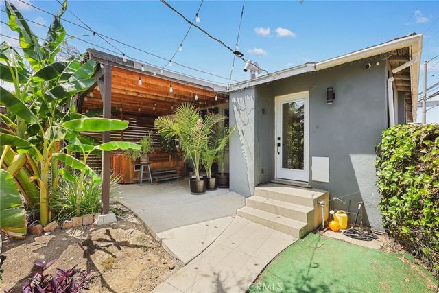 2500 Carlos St, Alhambra, CA 91803