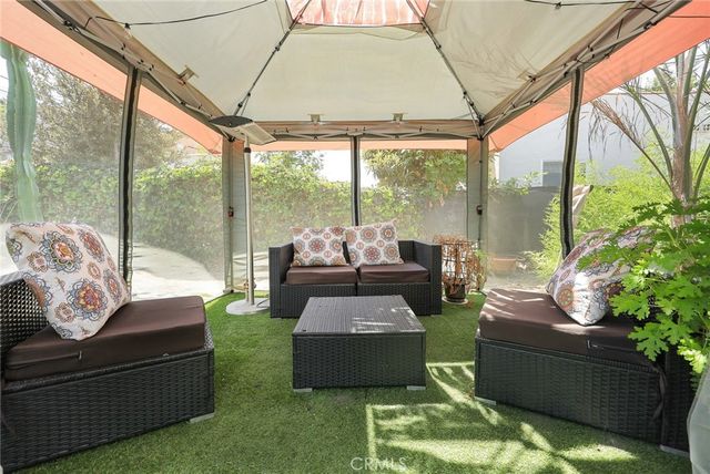 2500 Carlos St, Alhambra, CA 91803