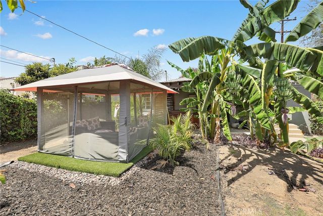 2500 Carlos St, Alhambra, CA 91803