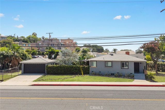 2500 Carlos St, Alhambra, CA 91803
