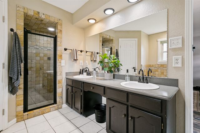 7250 Boca Raton Drive, North Richland Hills, TX 76182