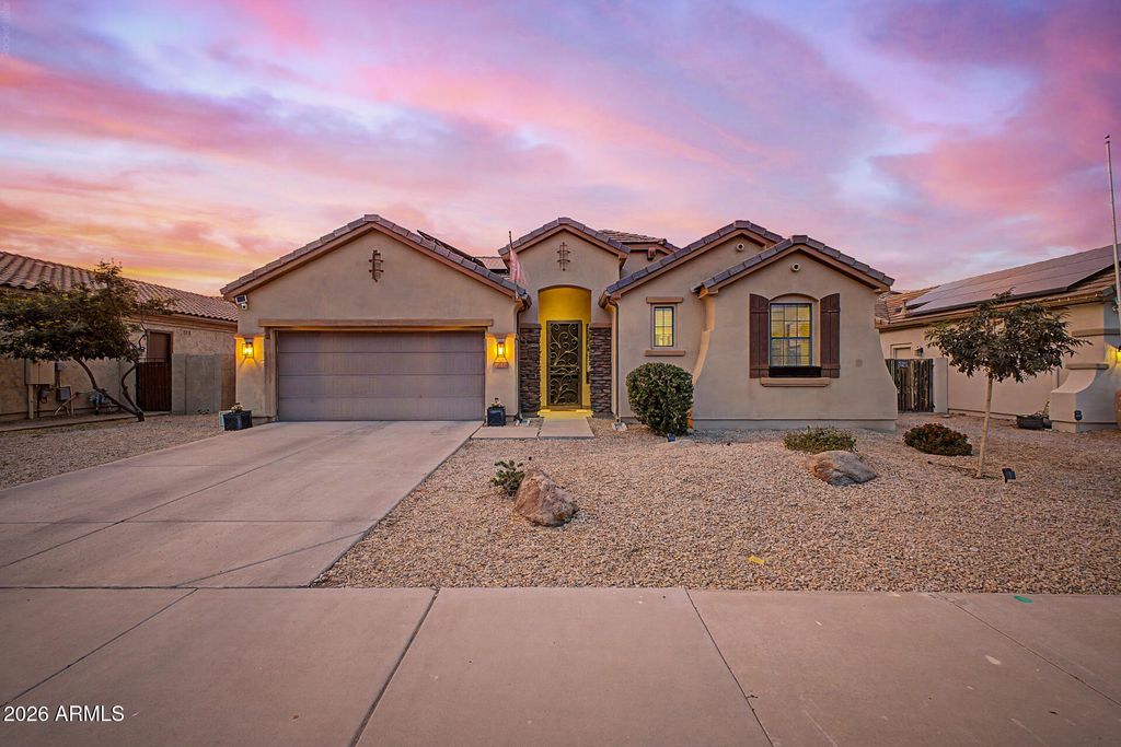 16126 W MONTEROSA Street, Goodyear, AZ 85395