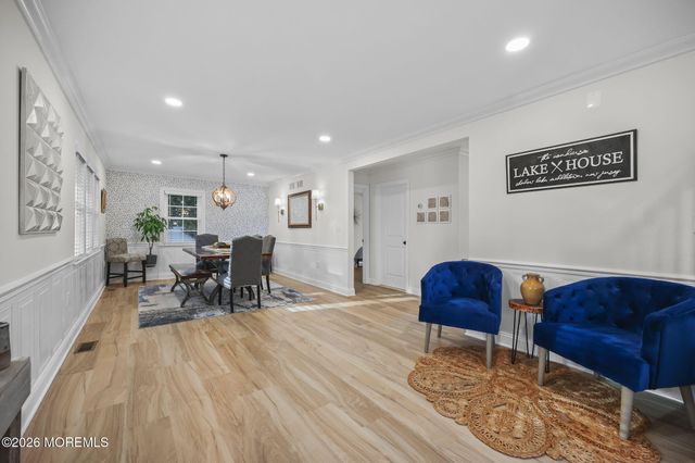 91 Davis Lane, Red Bank, NJ 07701