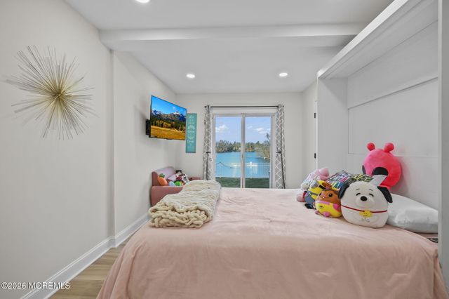 91 Davis Lane, Red Bank, NJ 07701