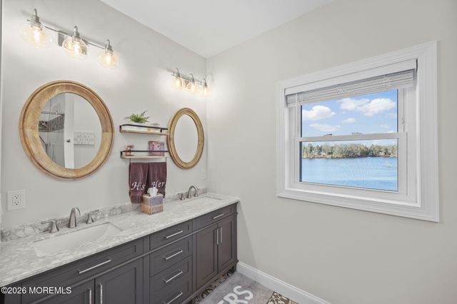 91 Davis Lane, Red Bank, NJ 07701