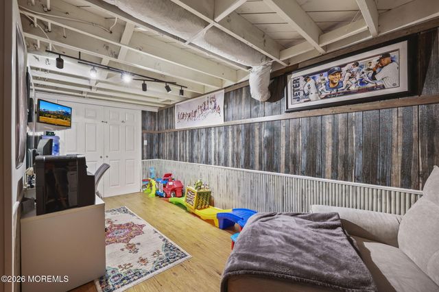 91 Davis Lane, Red Bank, NJ 07701