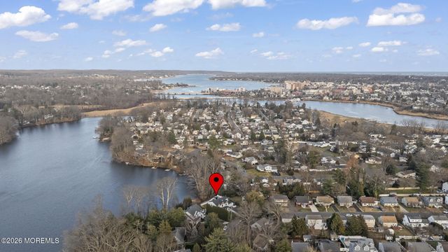 91 Davis Lane, Red Bank, NJ 07701