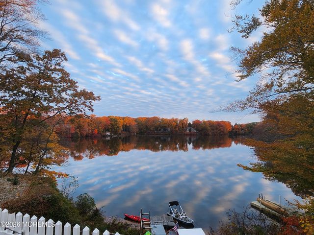 91 Davis Lane, Red Bank, NJ 07701