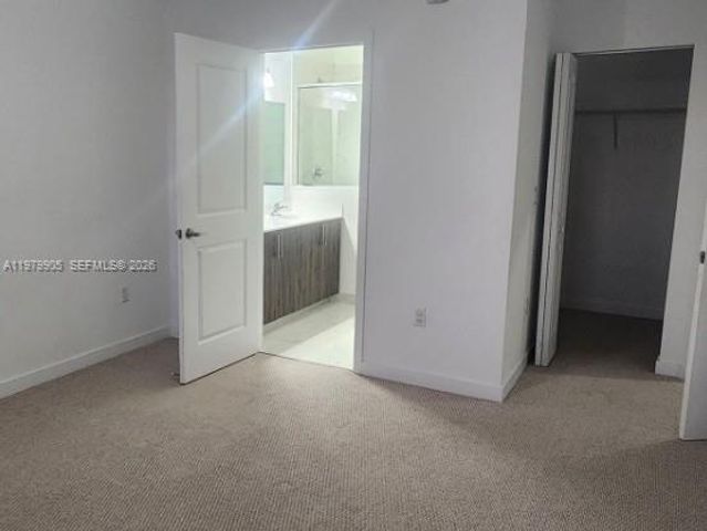 15650 SW 136th St 216, Miami, FL 33196