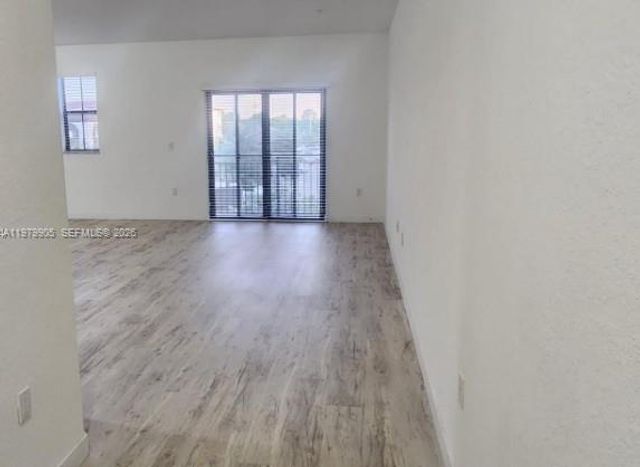 15650 SW 136th St 216, Miami, FL 33196