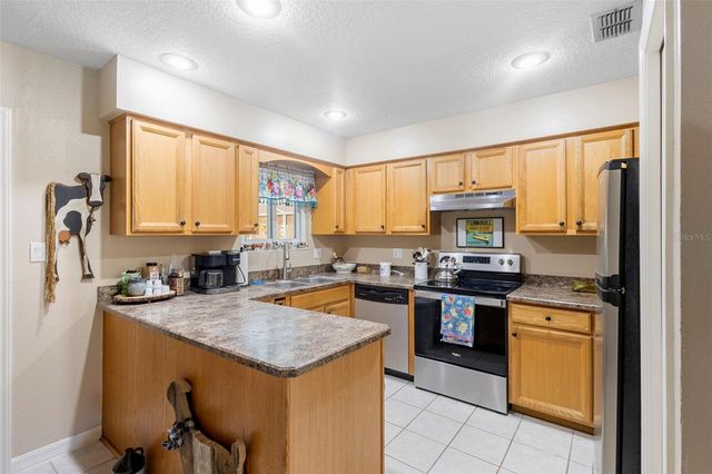 903 CABBAGE COURT, Deland, FL 32720