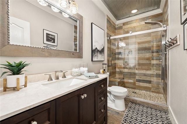 230 Madison 2625, Huntsville, AR 72740