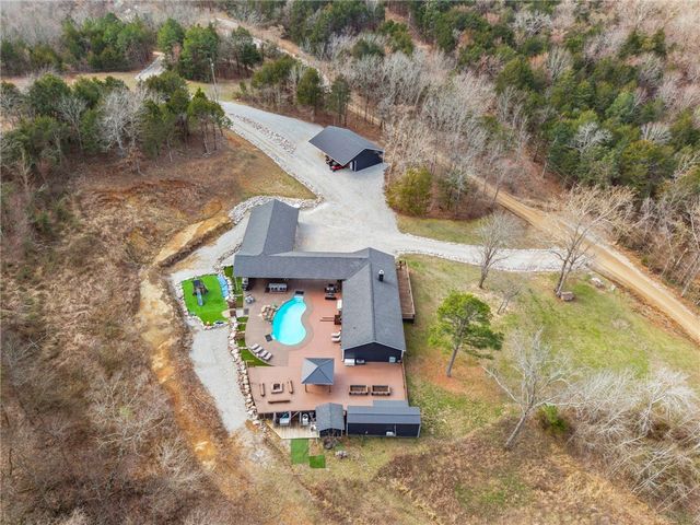 230 Madison 2625, Huntsville, AR 72740