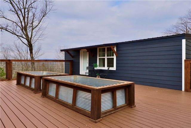 230 Madison 2625, Huntsville, AR 72740