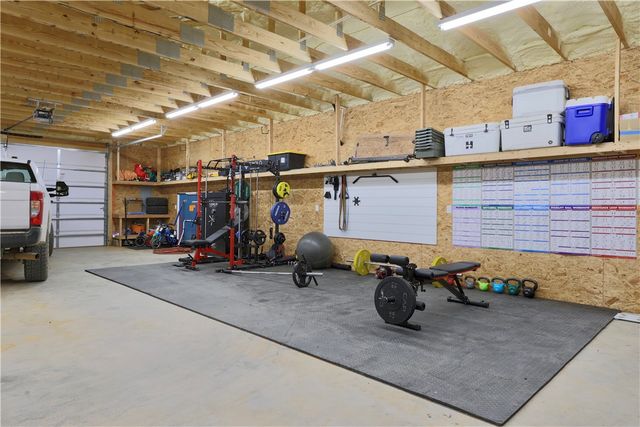 230 Madison 2625, Huntsville, AR 72740