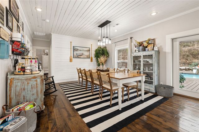 230 Madison 2625, Huntsville, AR 72740