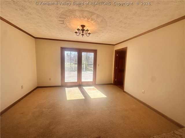 264 Hawthorne Lane, Point Pleasant, WV 25550