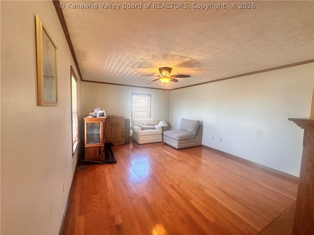 264 Hawthorne Lane, Point Pleasant, WV 25550