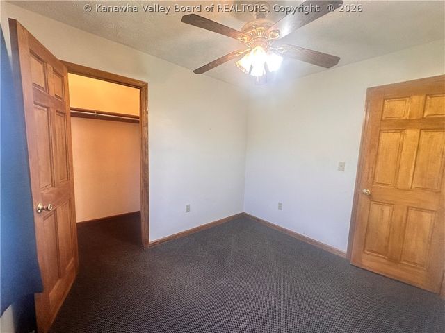 264 Hawthorne Lane, Point Pleasant, WV 25550