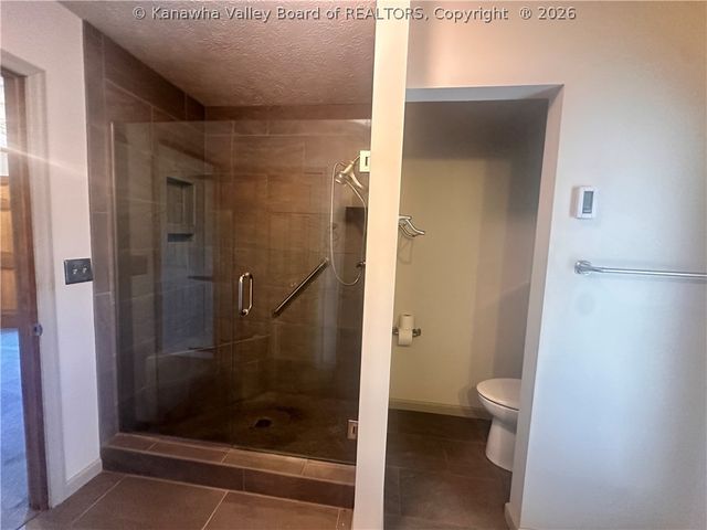 264 Hawthorne Lane, Point Pleasant, WV 25550