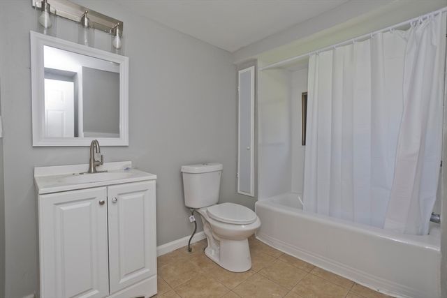 143 Davenport St, Springfield, MA 01119