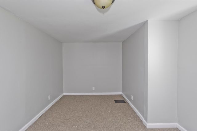 143 Davenport St, Springfield, MA 01119