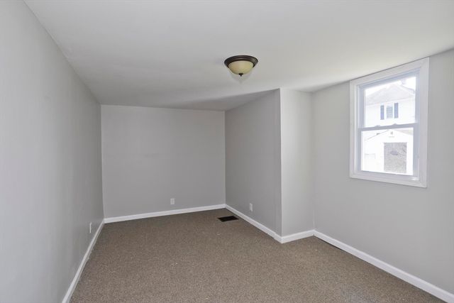 143 Davenport St, Springfield, MA 01119