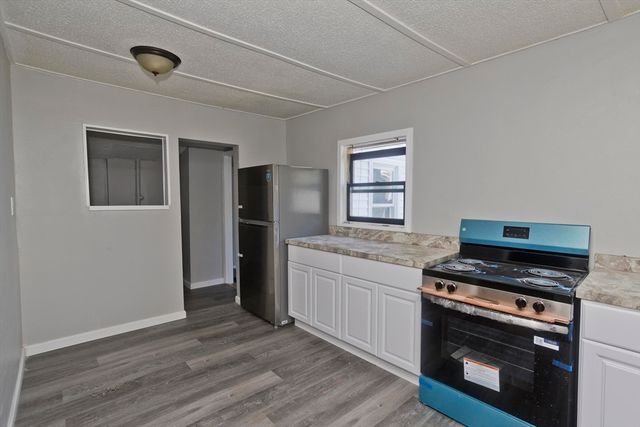 143 Davenport St, Springfield, MA 01119