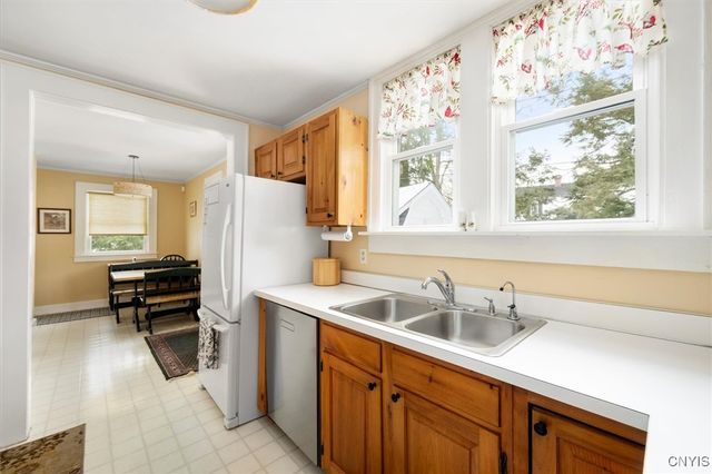 77 College Street, Kirkland, NY 13323