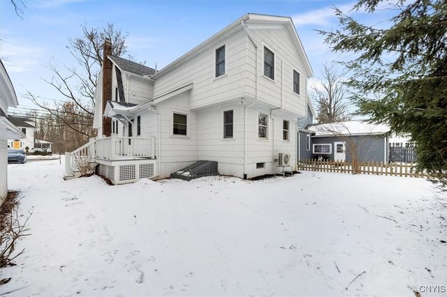 77 College Street, Kirkland, NY 13323