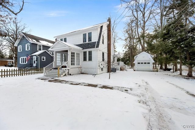 77 College Street, Kirkland, NY 13323