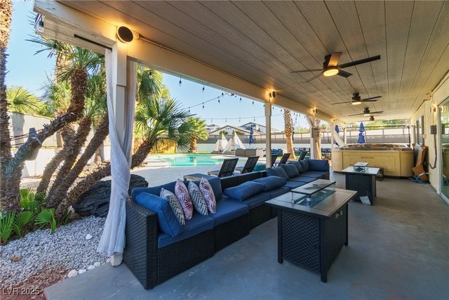 3080 Garnet Court, Las Vegas, NV 89121