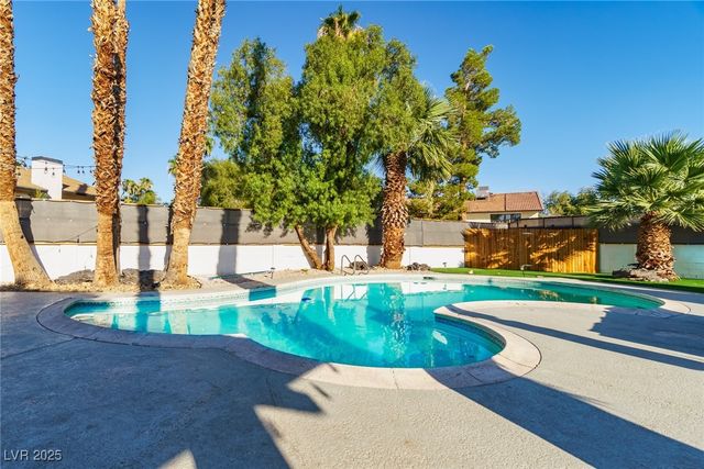 3080 Garnet Court, Las Vegas, NV 89121