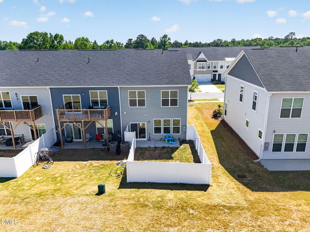 39 Ripple Way, Clayton, NC 27520