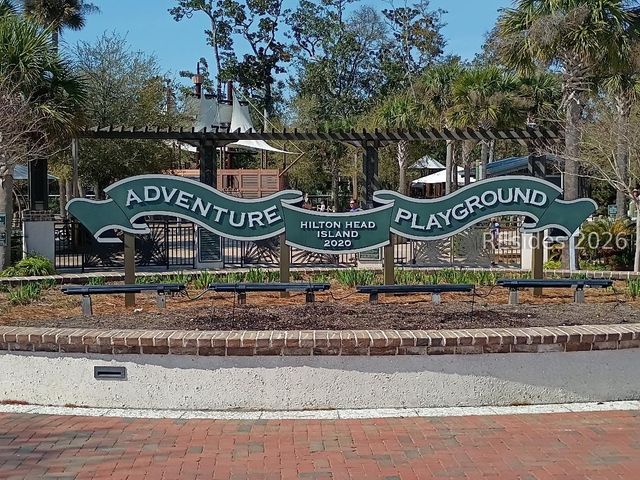 11 Tanglewood Drive E, E 24, Hilton Head Island, SC 29928