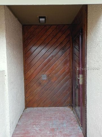 11 Tanglewood Drive E, E 24, Hilton Head Island, SC 29928