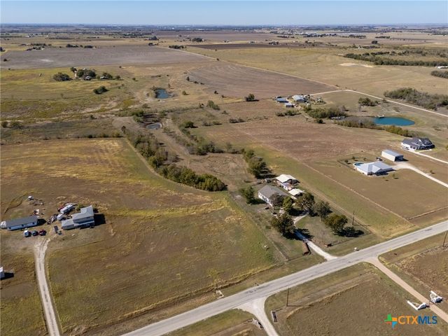 1150 County Road 432, Taylor, TX 76574