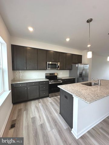 1258 CEDAR VALLEY RD, Ranson, WV 25438