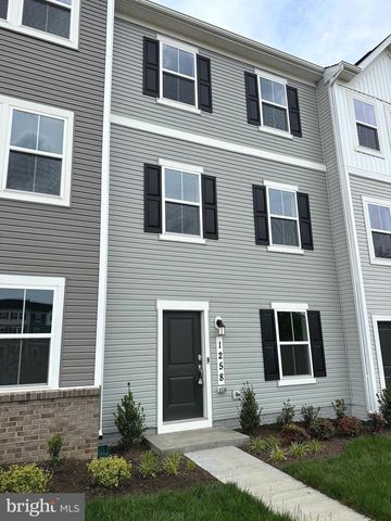 1258 CEDAR VALLEY RD, Ranson, WV 25438