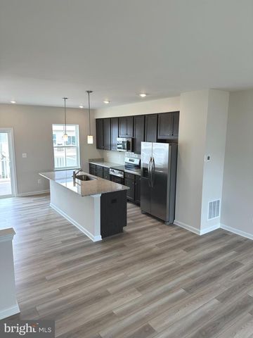 1258 CEDAR VALLEY RD, Ranson, WV 25438