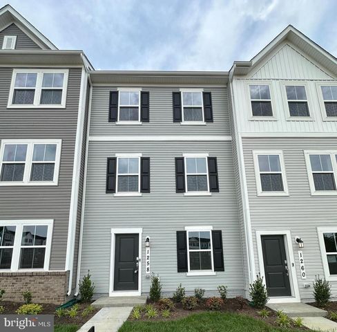 1258 CEDAR VALLEY RD, Ranson, WV 25438