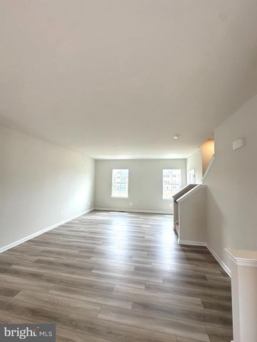 1258 CEDAR VALLEY RD, Ranson, WV 25438