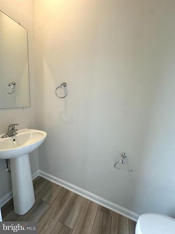 1258 CEDAR VALLEY RD, Ranson, WV 25438