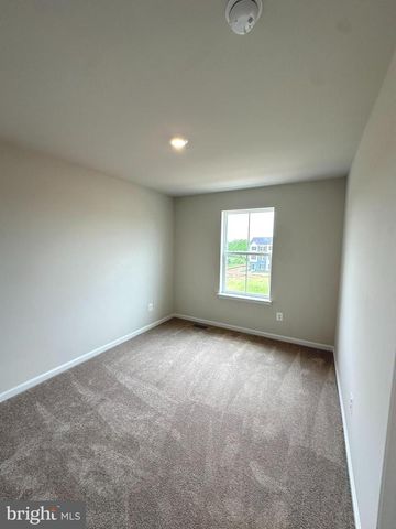 1258 CEDAR VALLEY RD, Ranson, WV 25438