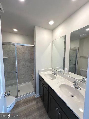 1258 CEDAR VALLEY RD, Ranson, WV 25438