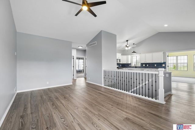8190 Regent Drive, Lincoln, NE 68507