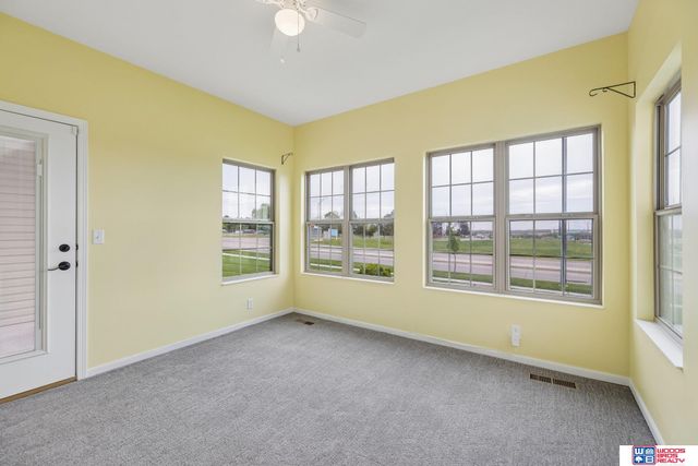 8190 Regent Drive, Lincoln, NE 68507