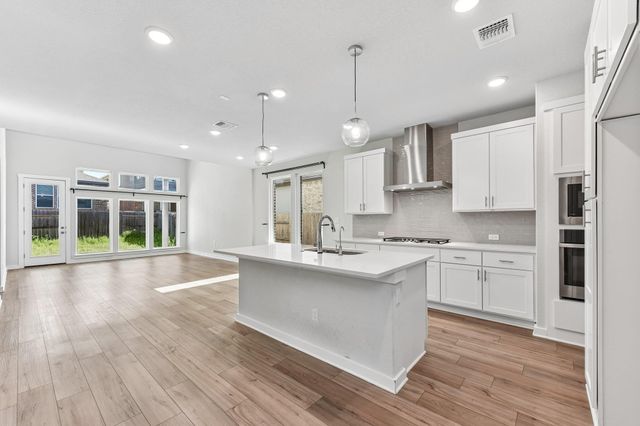 2213 Stampede DR, Leander, TX 78641