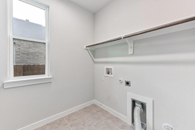 2213 Stampede DR, Leander, TX 78641