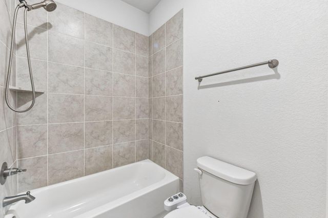 2213 Stampede DR, Leander, TX 78641